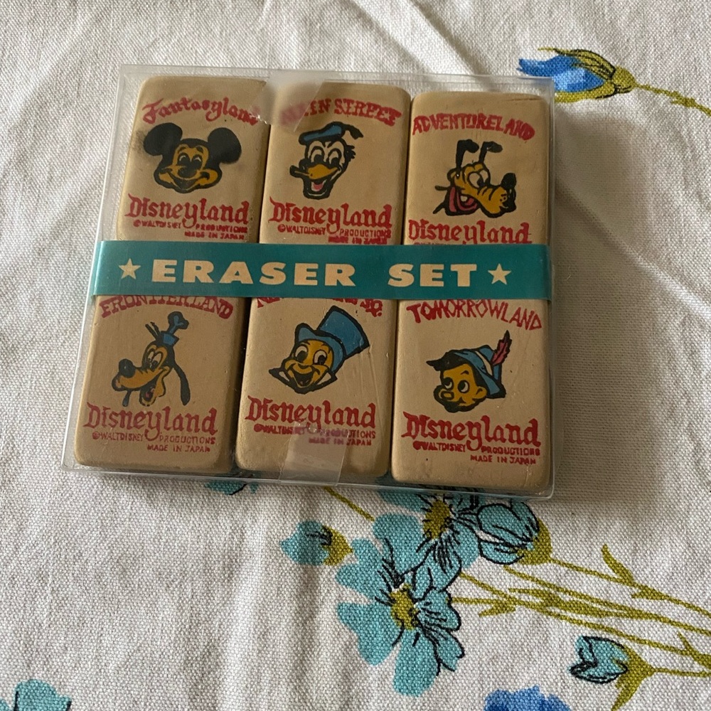 🆕1970s Disneyland ErasersBNWT🆕